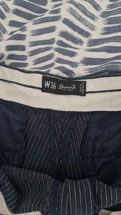 Calção azul com listras da DENIM CO.
