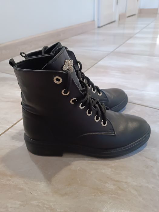 Жіночі чоботи, ботинки