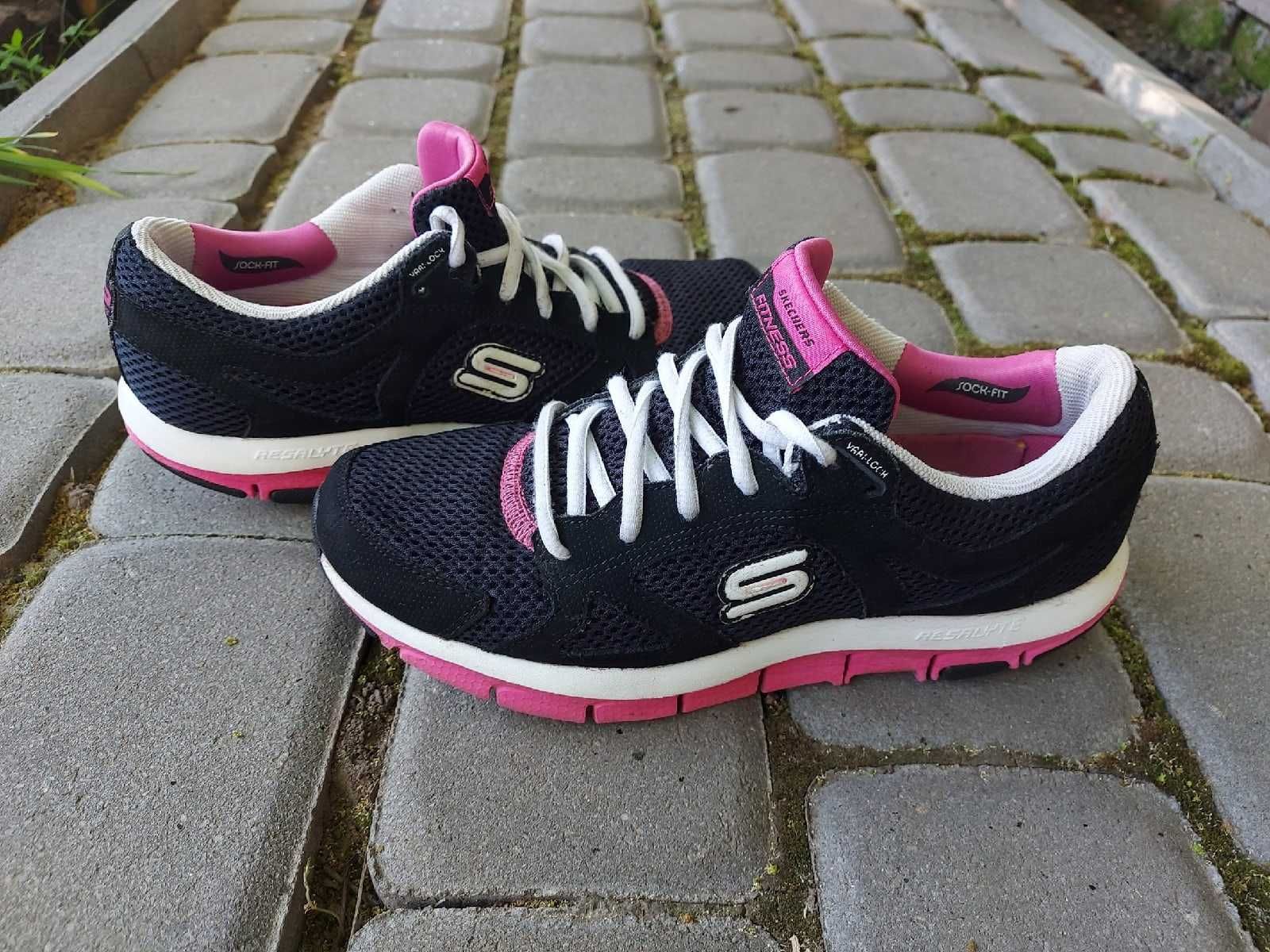 Кроссовки Кроссы Skechers Memory Foam 25см