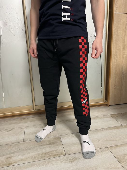 Штани джогери HUGO BOSS