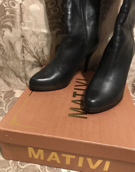 Нові ботфорти (чоботи) з натуральної шкіри 38,5