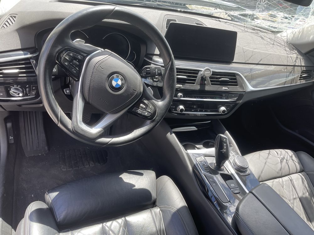 Bmw 520 d g31 de 2018 sinistrada com documentacao para reparar