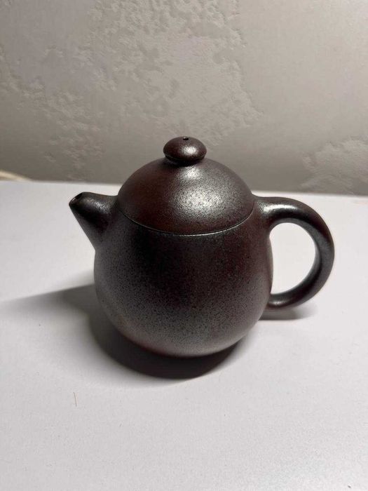 Глиняний чайник з їсинської глини, дровяного випалу 200мл