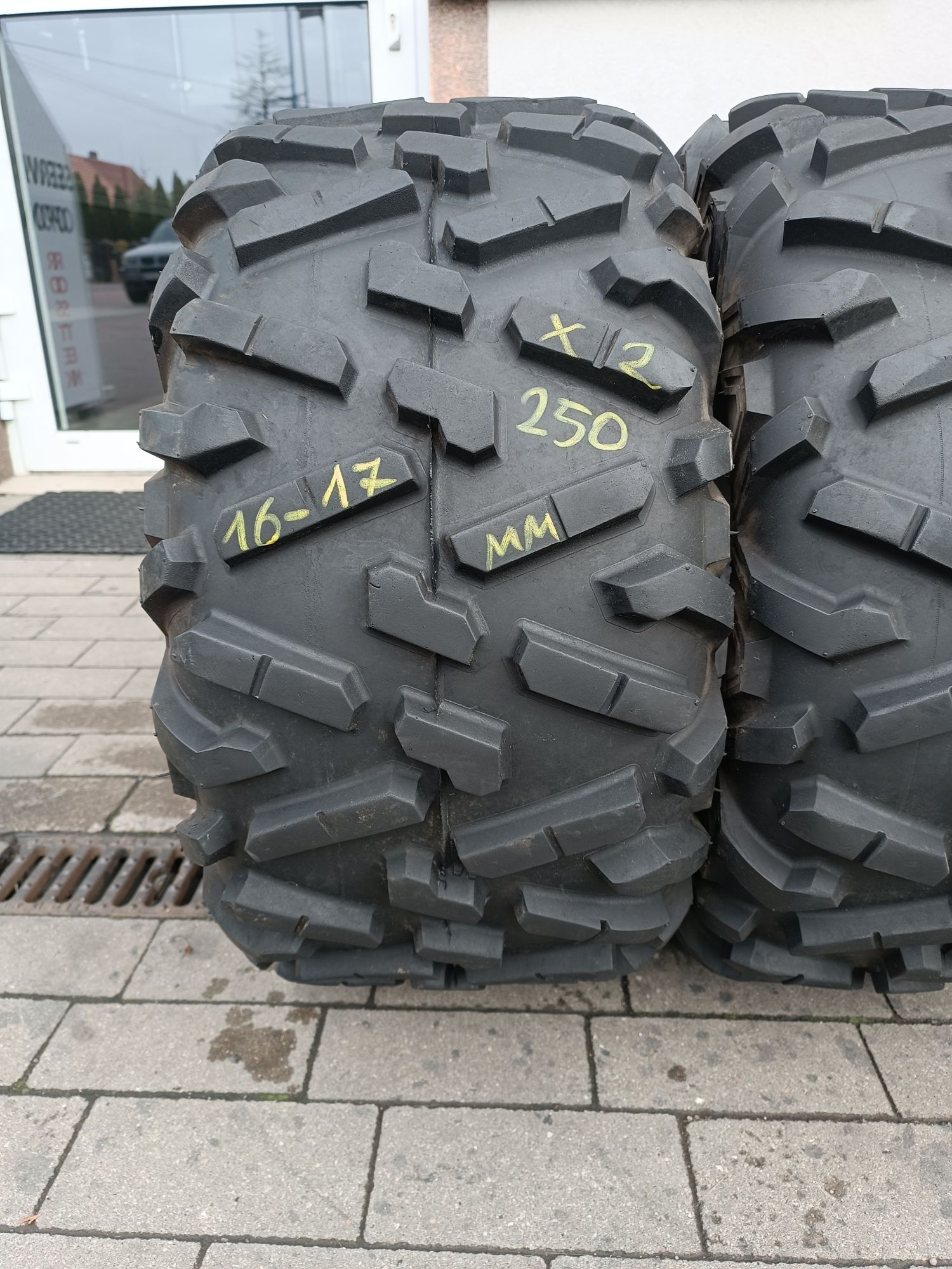27x11.00R14 Maxxis Bighorn 2.0 280/60R14