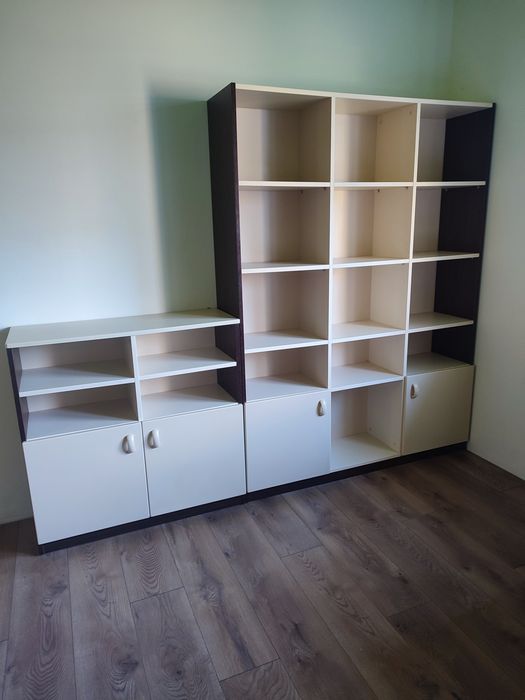Zestaw mebli w bardzo dobrym stanie