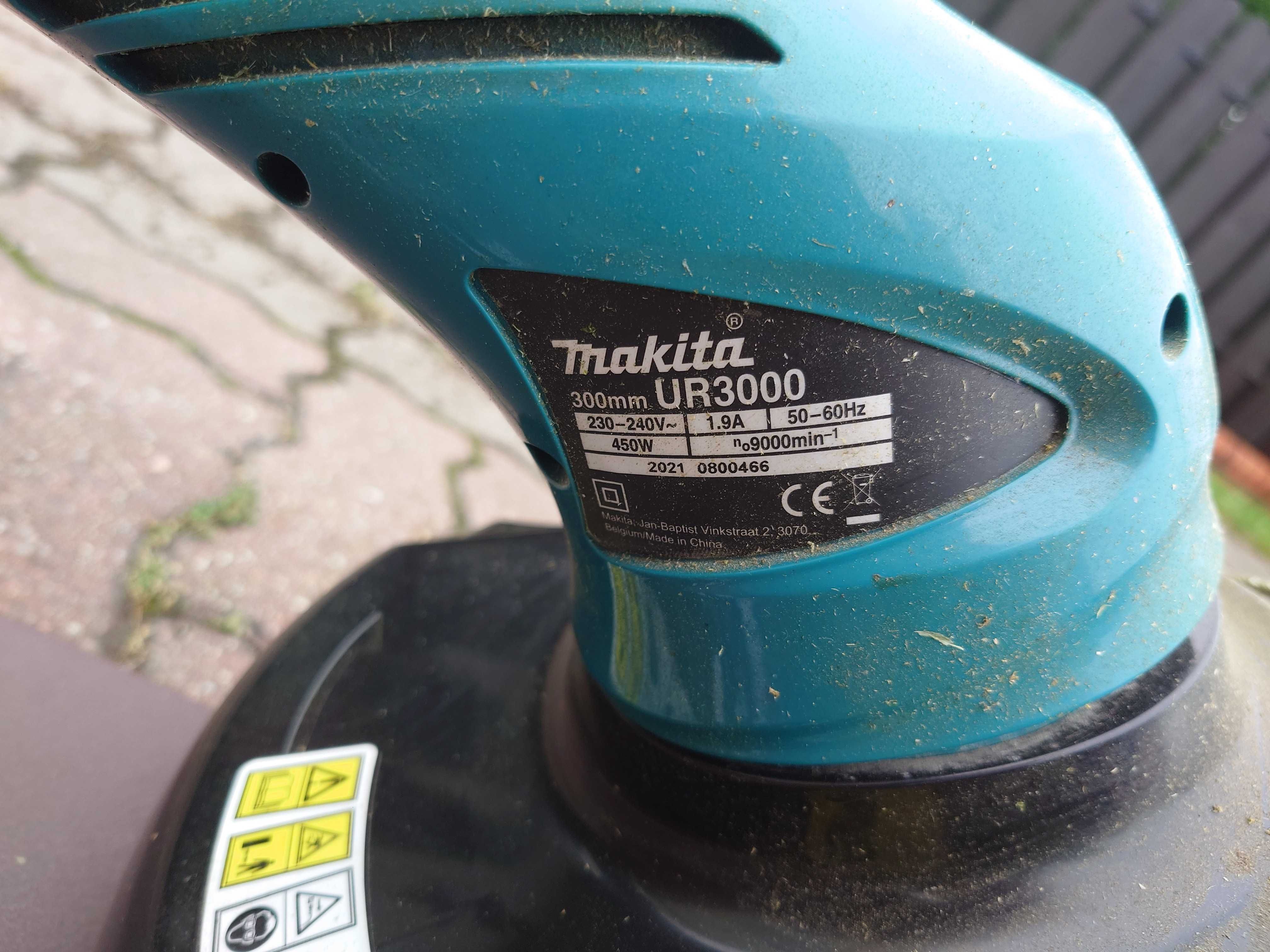 Podkaszarka Makita UR3000