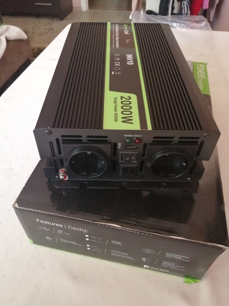 Перетворювач Green Cell 12V / 230V 2000W / 4000W Mod sine