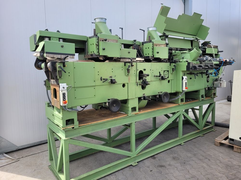 Strugarka czterostronna Weinig H 17 BL z mechanizacją