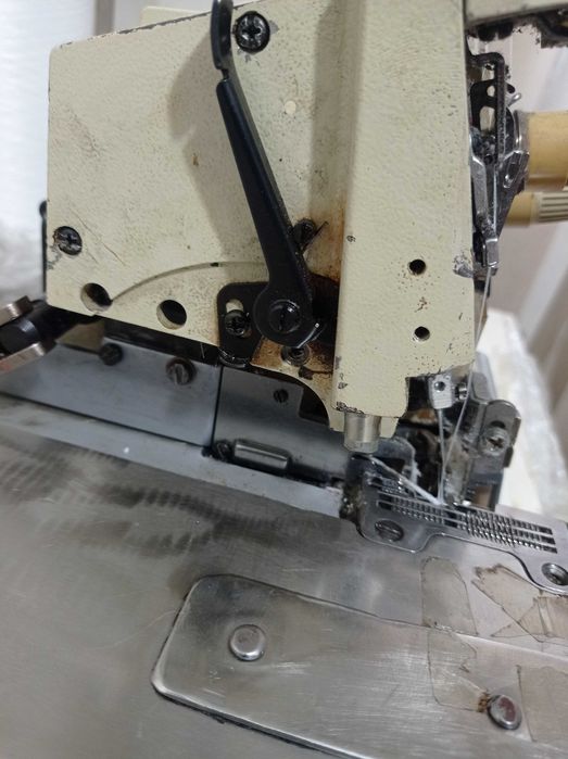 Продам  промышленные оверлоки