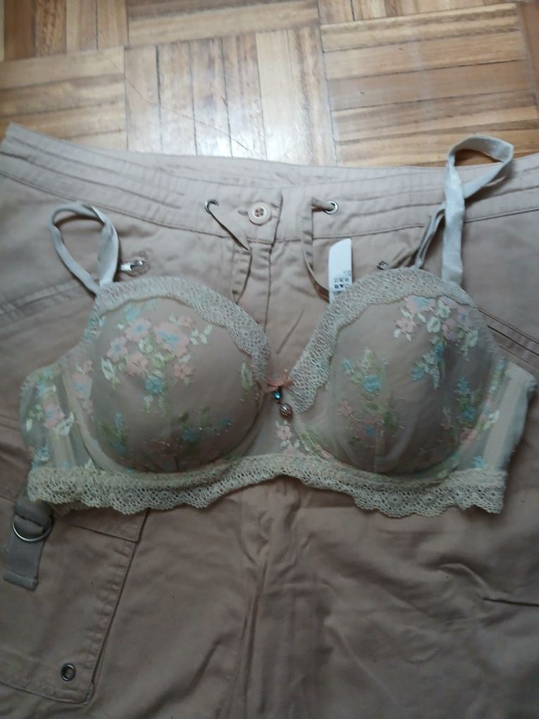 Soutien Intimissimi T: 100B bege