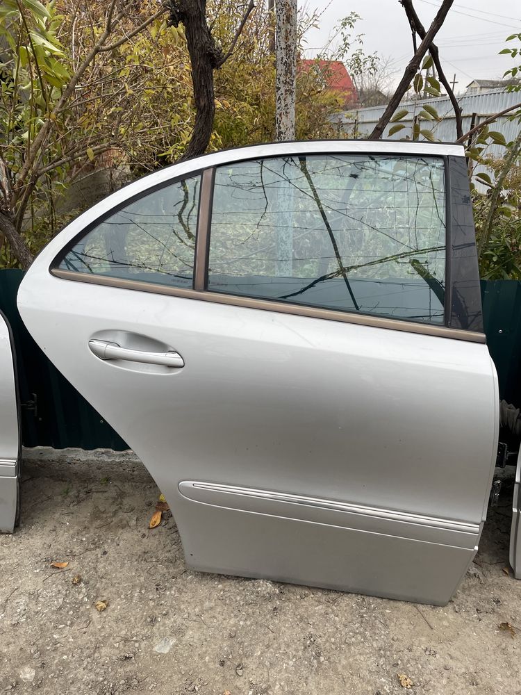 Динаміки мерседес w211 акустика колонки сабуфер Mercedes w211