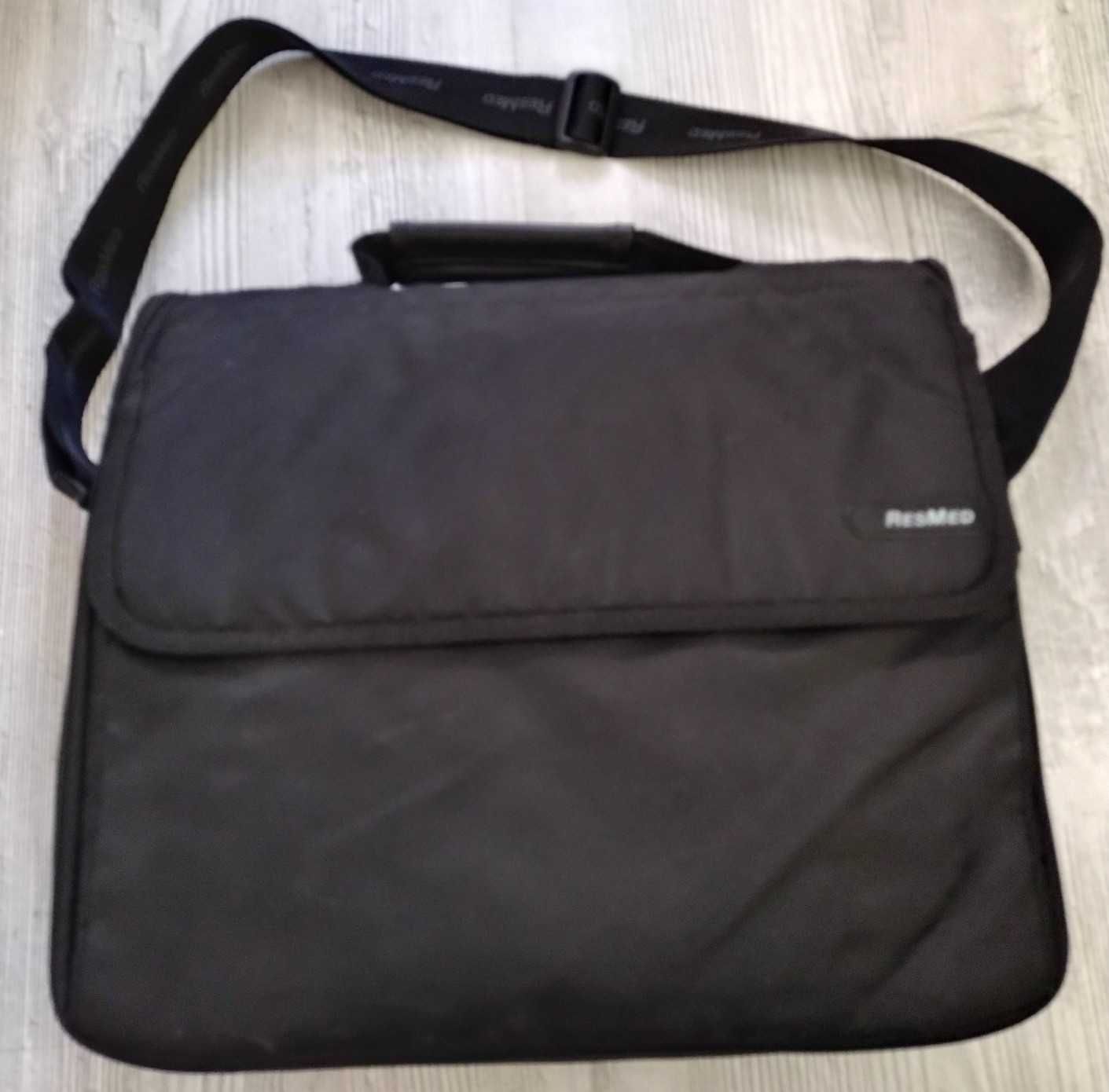 RESMED S9 ESCAPE AUTO. Aparat do leczenia bezdechu sennego.