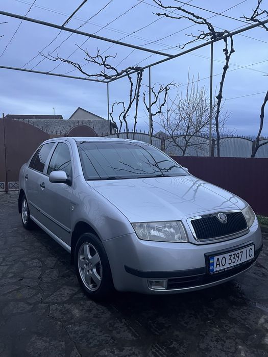 Шкода фабія 2004 року