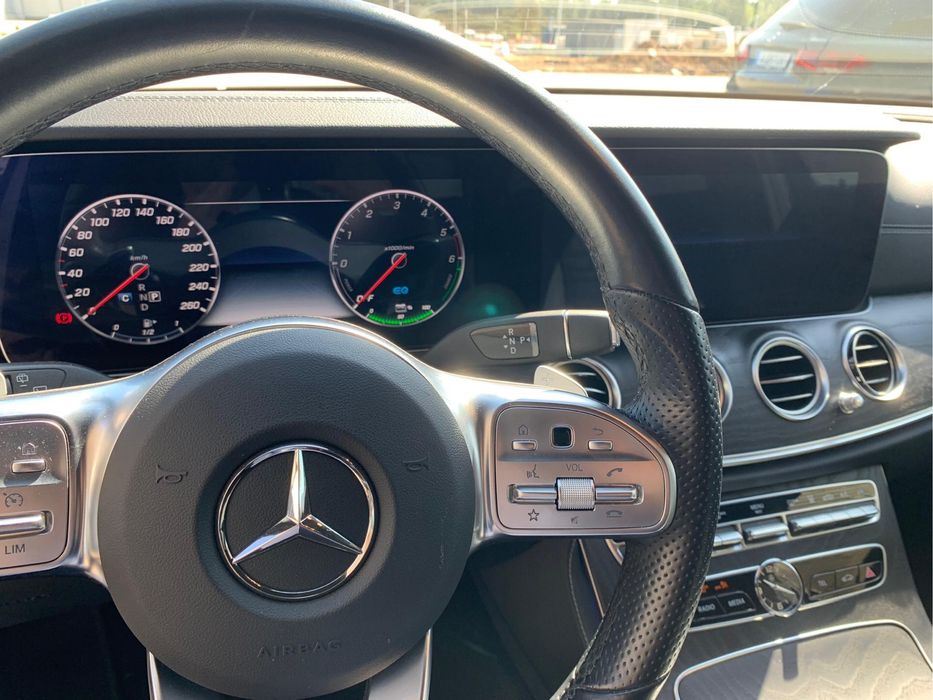 Mercedes-Benz E 300de