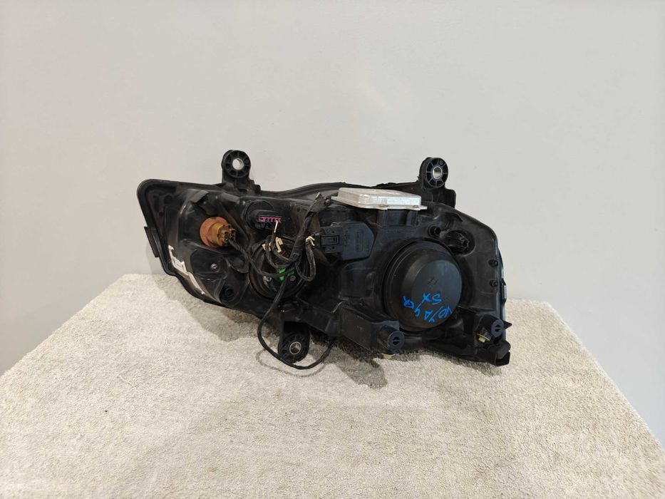 Lampa Lewy Przód Xenon Chrysler Voyager V Generacji EUROPA