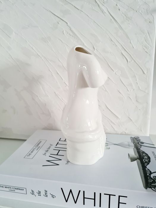 Wazon H&M biały kobieta wenus piękny porcelana