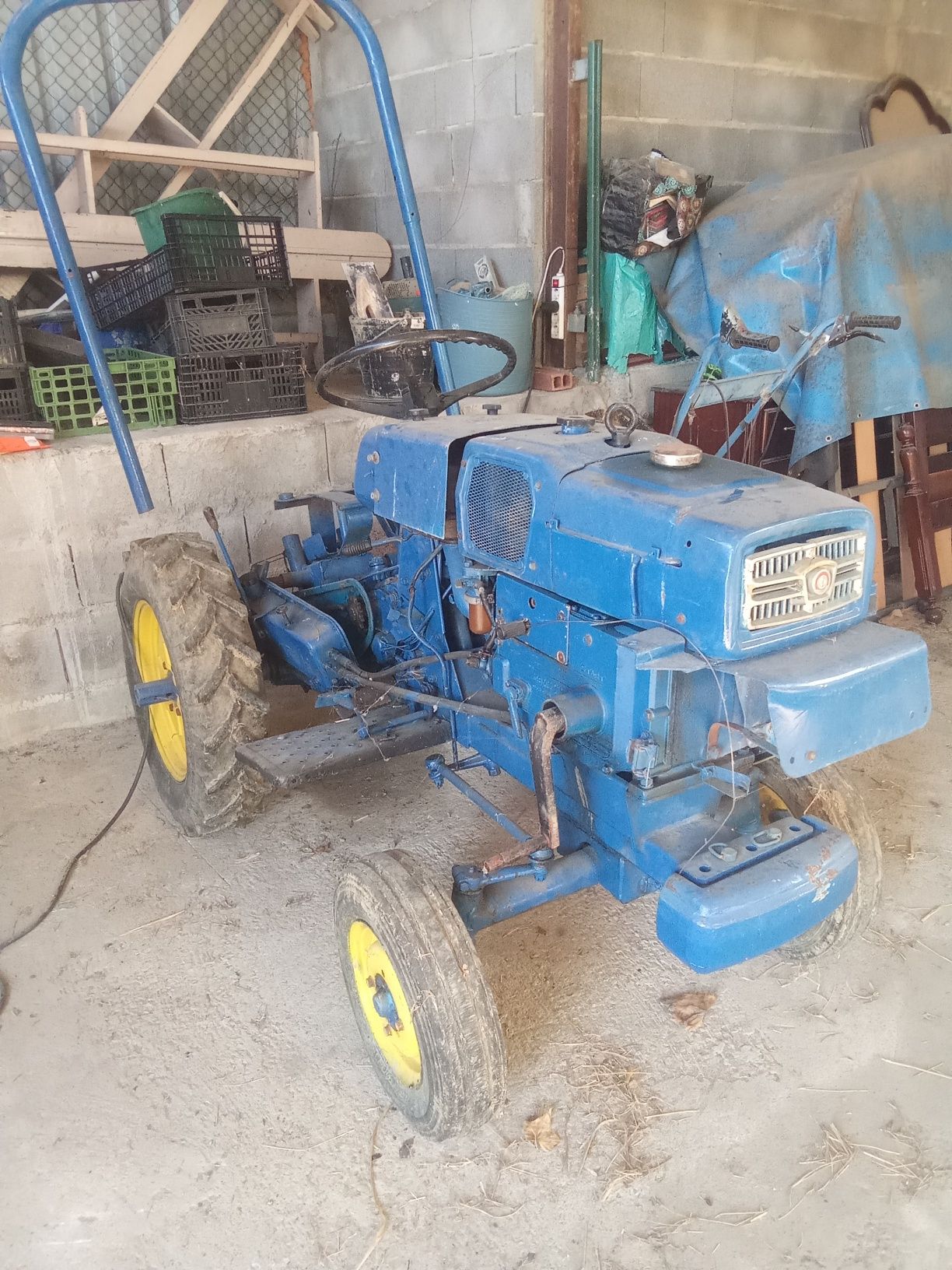 Vende.se Trator  usado