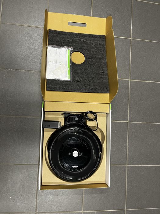 iRobot Roomba e5 - Używany, Stan Bardzo Dobry