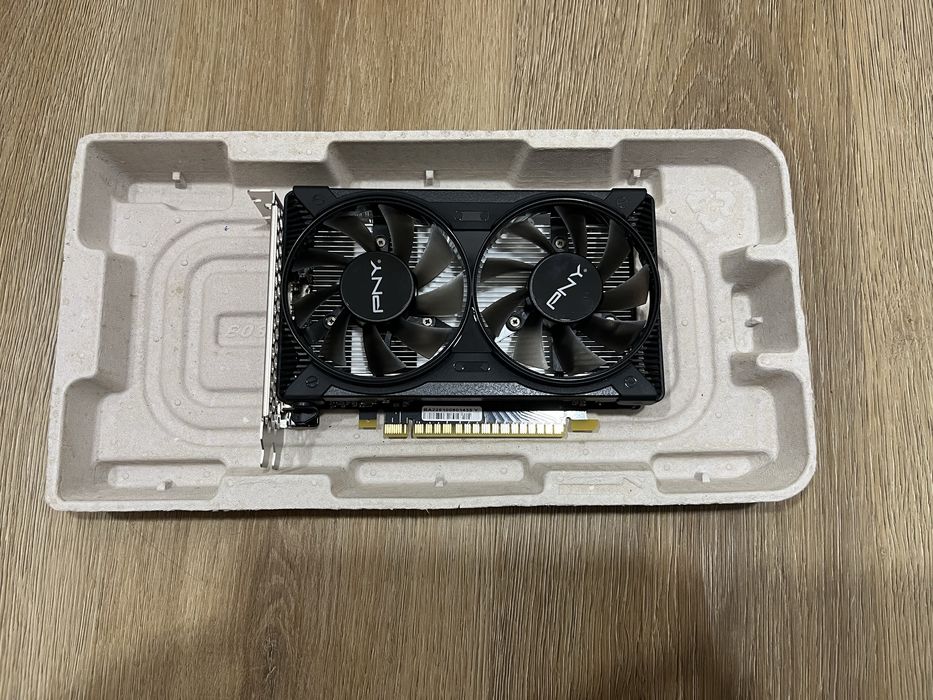 PNY GeForce GTX™ 1650 4GB GDDR6 Dual Fan