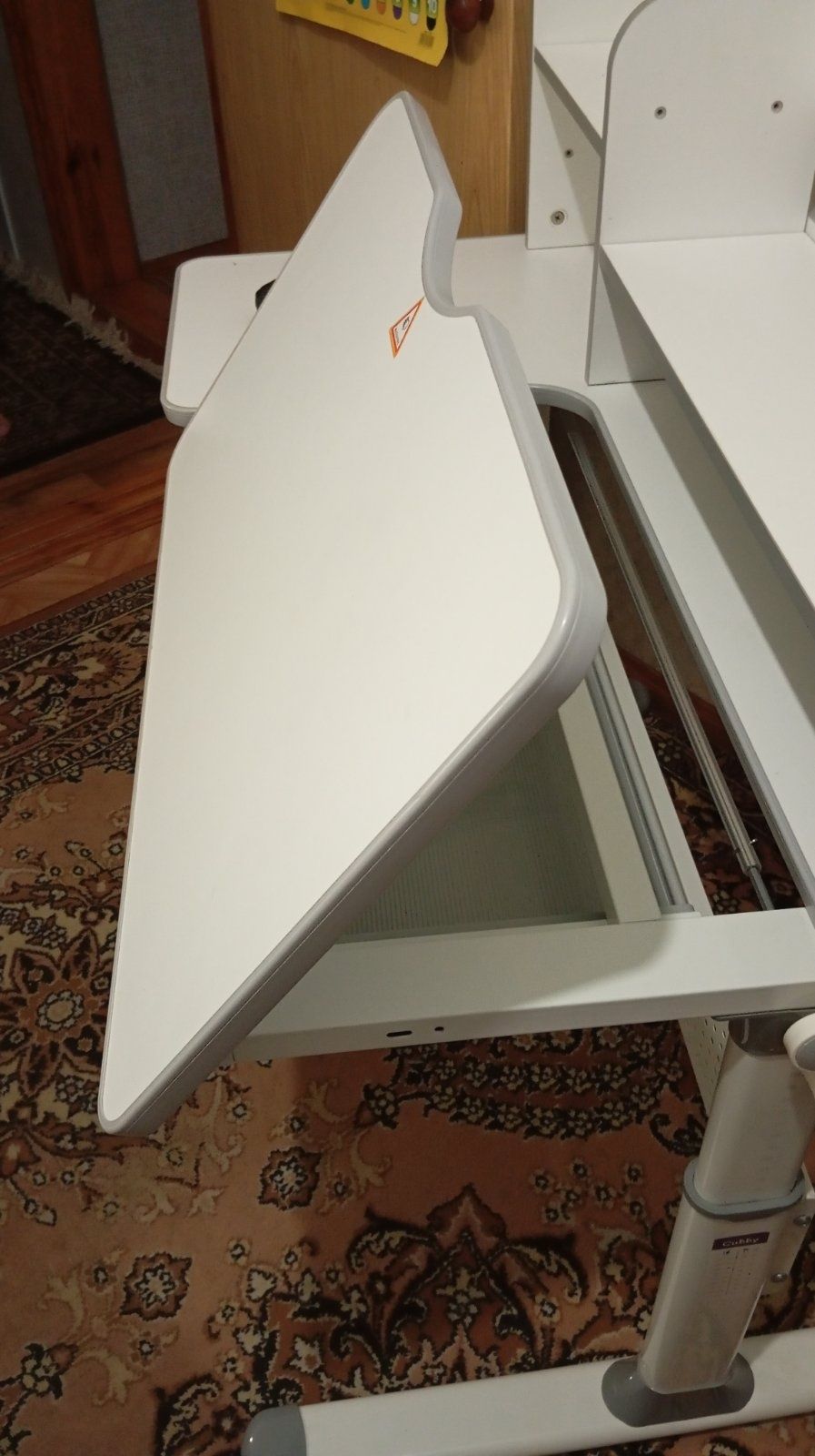 Парта-Трансформер для Школьника Cubby + Стул