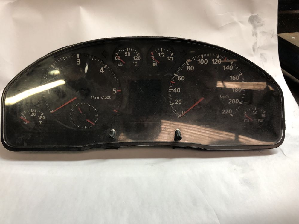 Quadrante Audi A4 sport 1.9 tdi 1997