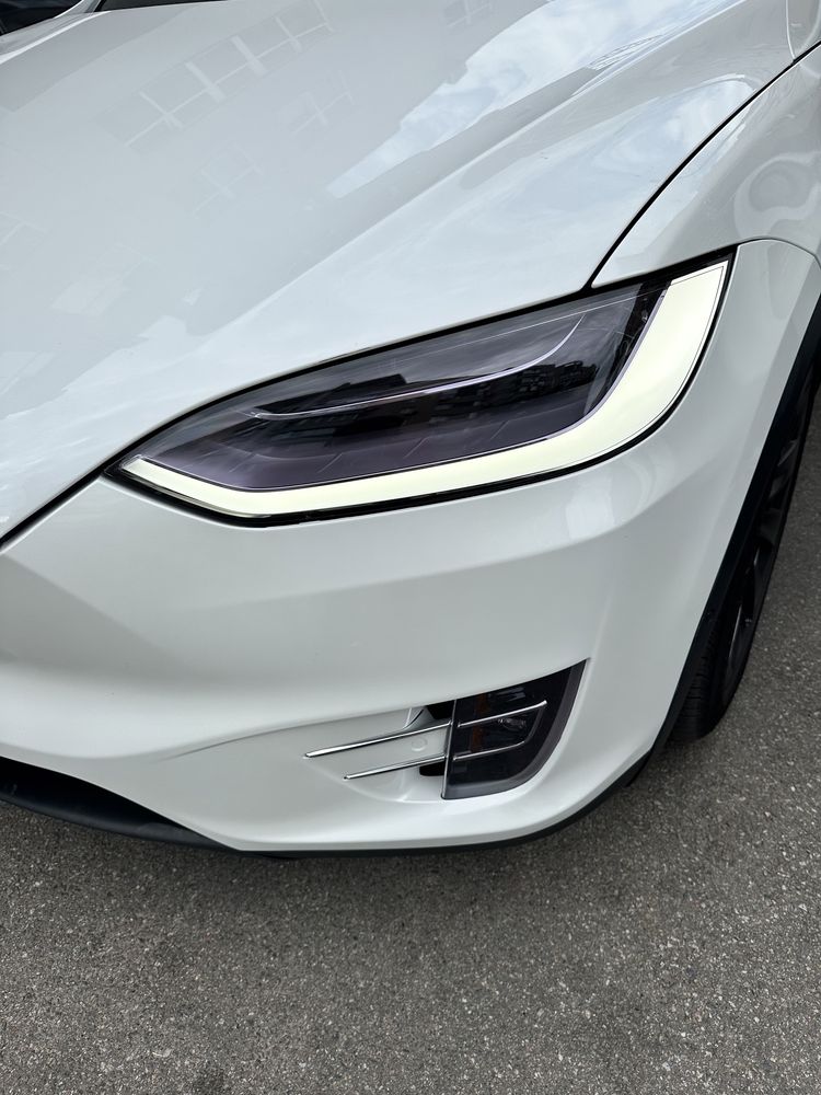 В ідеальному стані Tesla Model X Long Range Plus чистий 2020 рік Raven