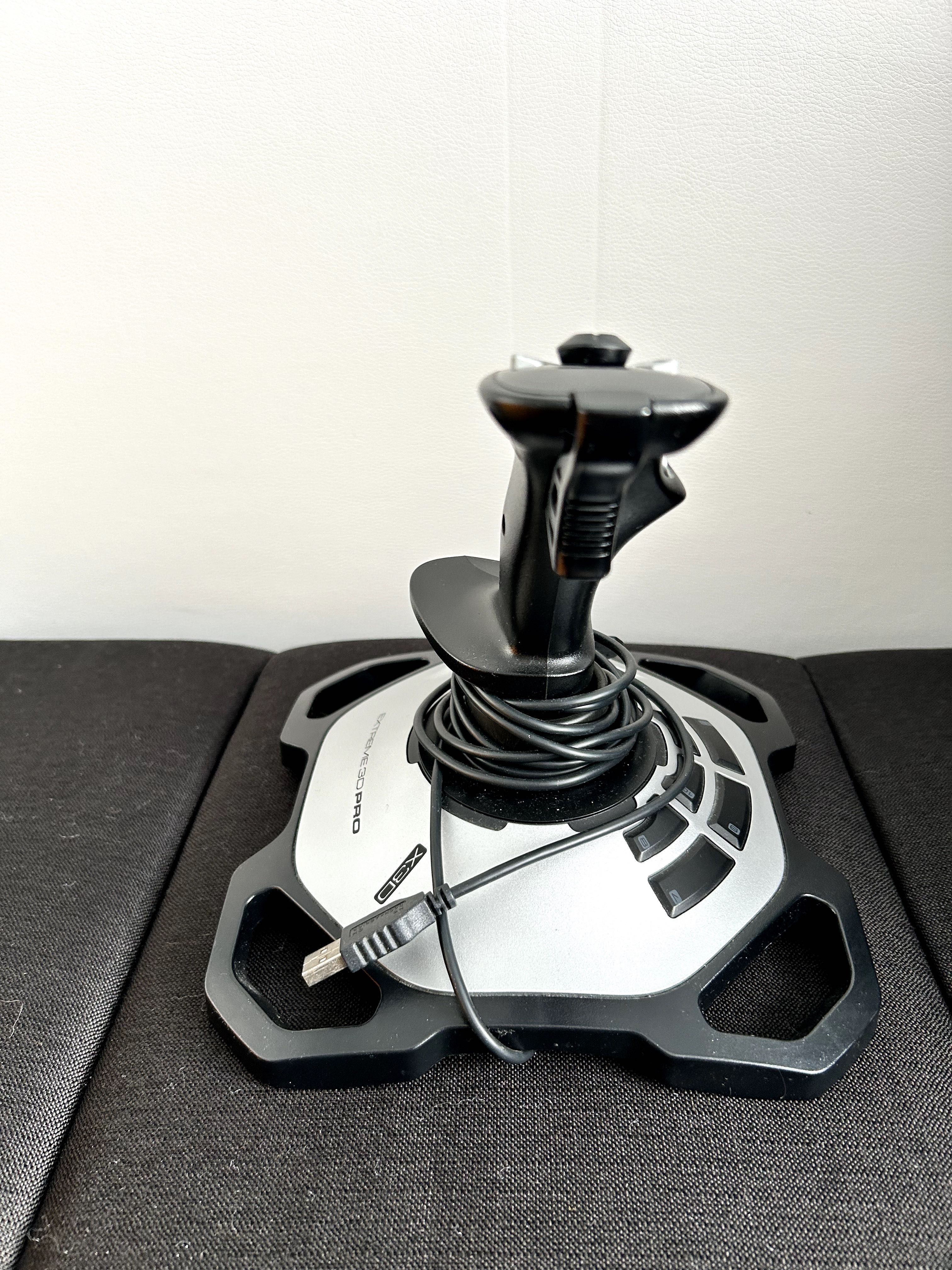 Logitech Extreme 3D Pro Joystick