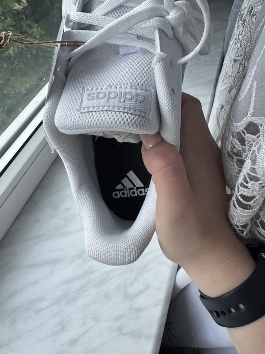 Кеди adidas advantage base