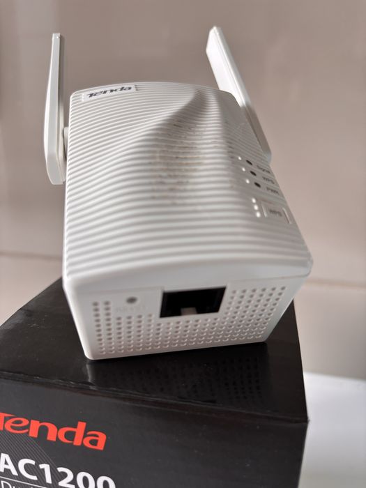 Repetidor Wifi AC1200 Tenda