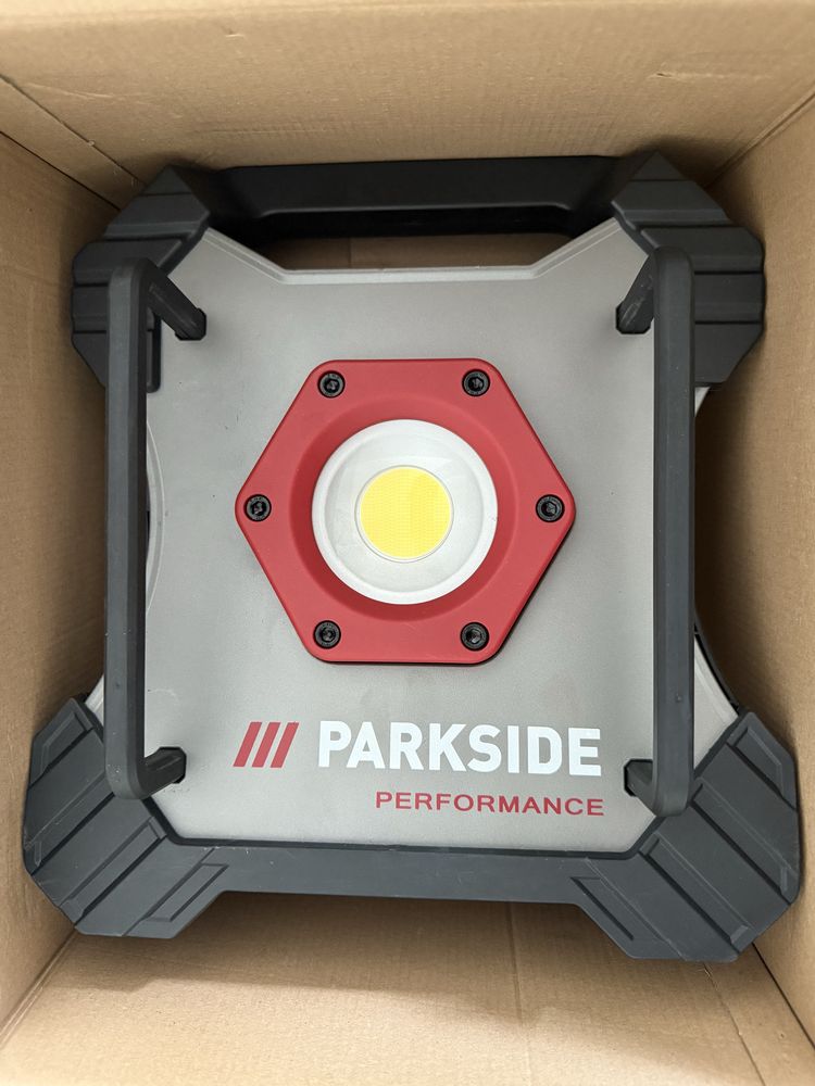 Reflektor LED Parkside PPBSTA 20-Li A1