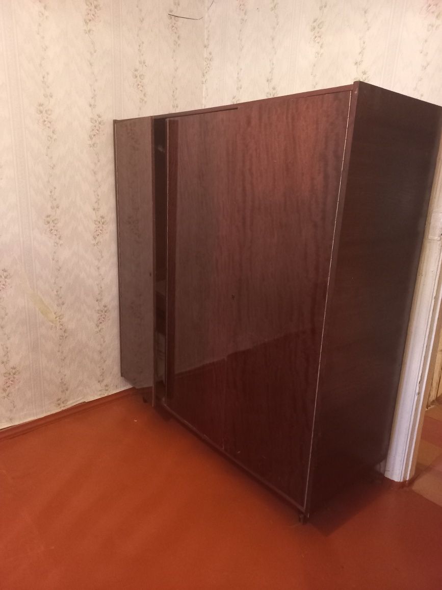 Сдам 2-х ком.кв."сталинку"96 квартал, Гагарина 31.