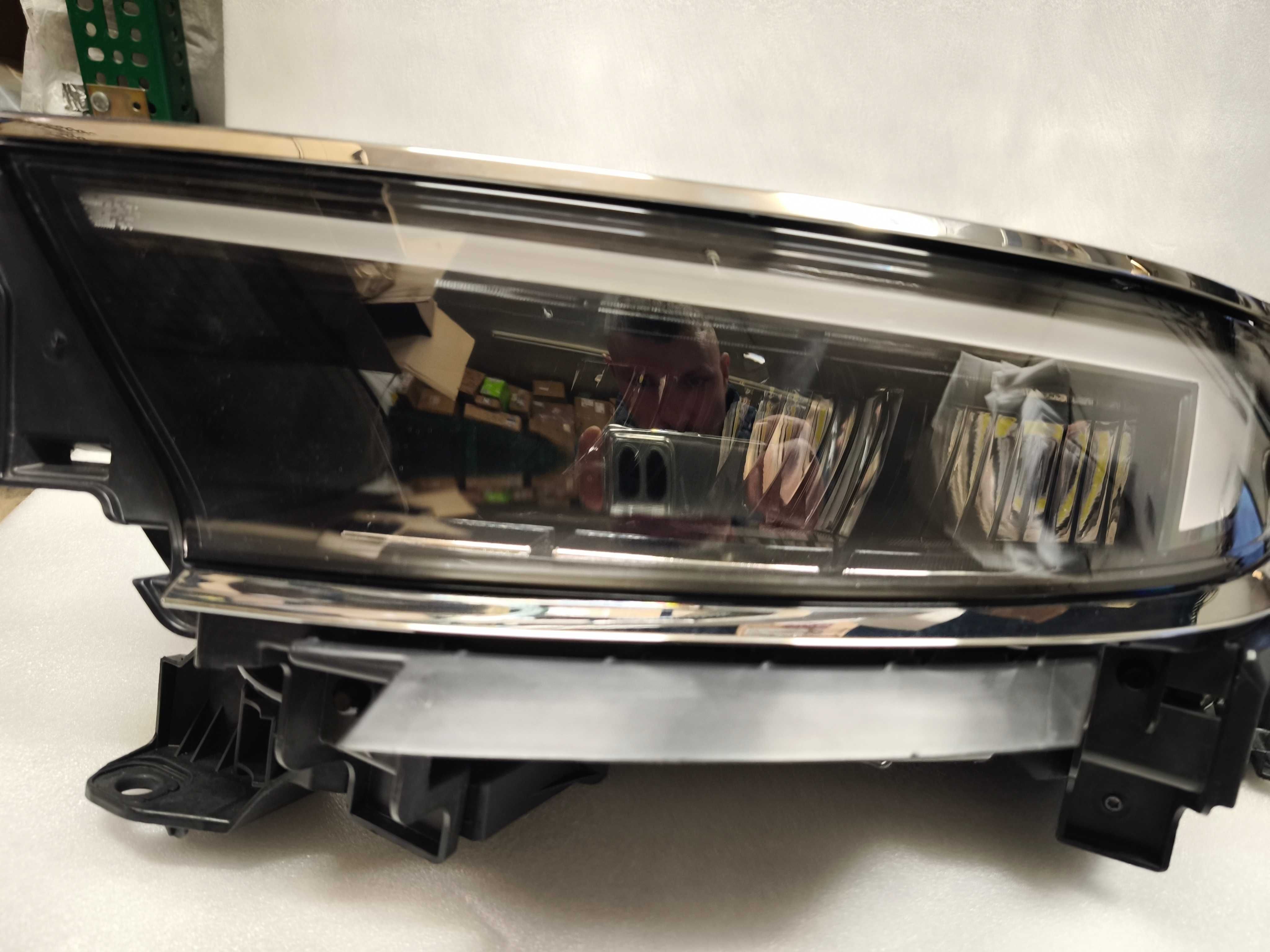 Lampa lewa Full LED Opel Mokka II B 20- oryginał bez uszkodzeń