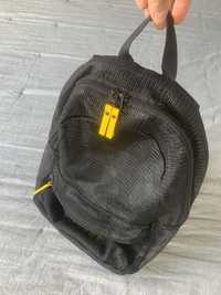 Czarny plecak Reserved dla dziecka, uniwersalny, lekki, st.bdb