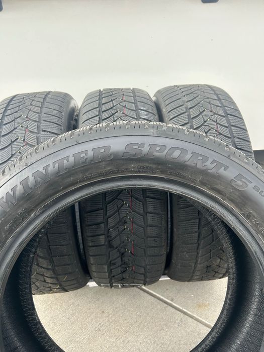 Шини DUNLOP 235/55R19