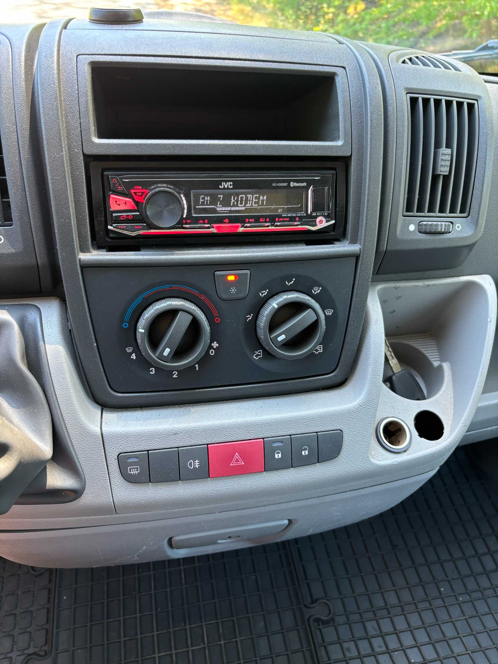 Peugeot Boxer L1H1 2011R 2.2 Hdi 100km 195 tyskm Klima Elektryka Warto