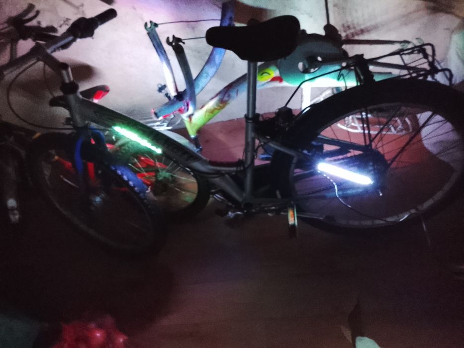Велосипед з підсвіткою 24 колеса