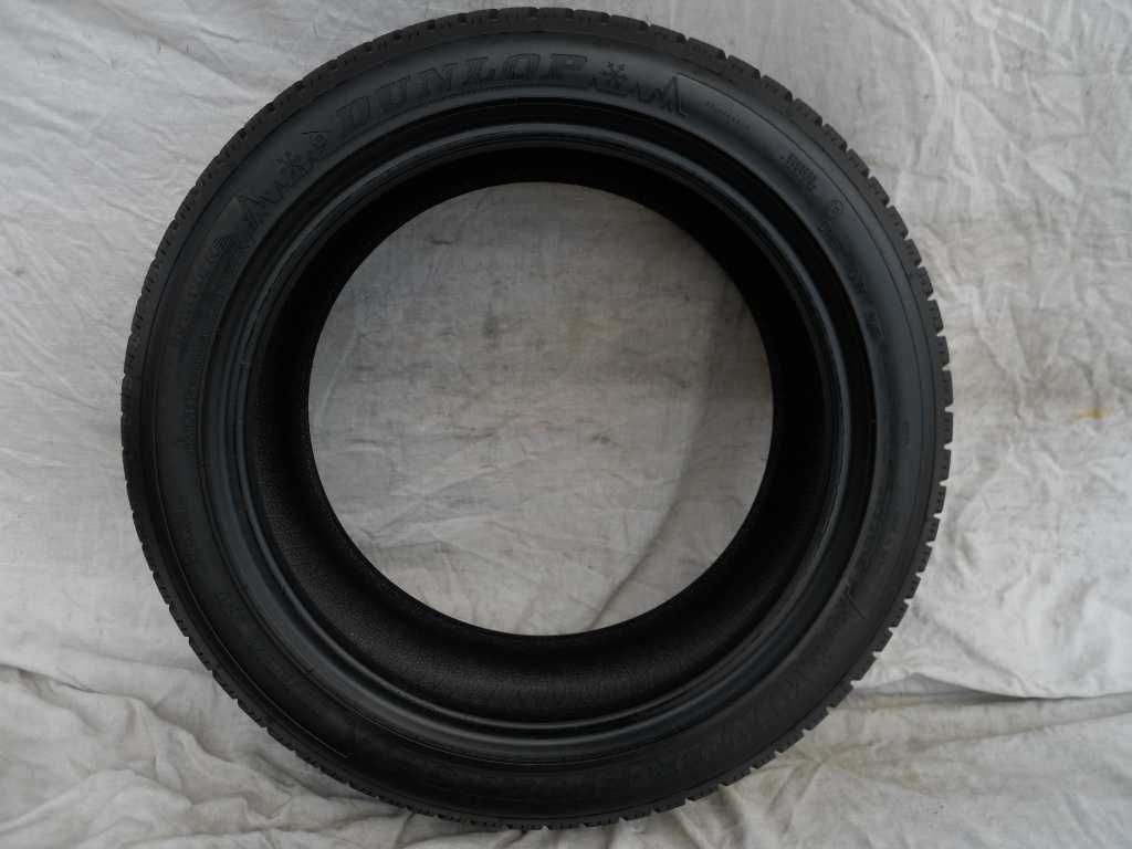 Opony zimowe DUNLOP 215/50R17 95V, Extra Load (2x8,5mm i 2x7,5mm)