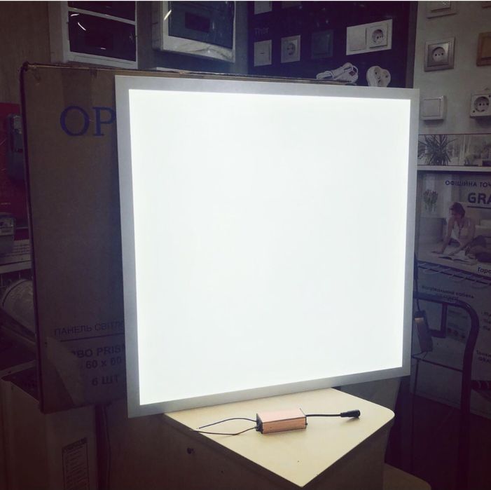 Светодиодная панель, LED светильник армстронг, 600Х600Х8.5,40 Вт 5000К