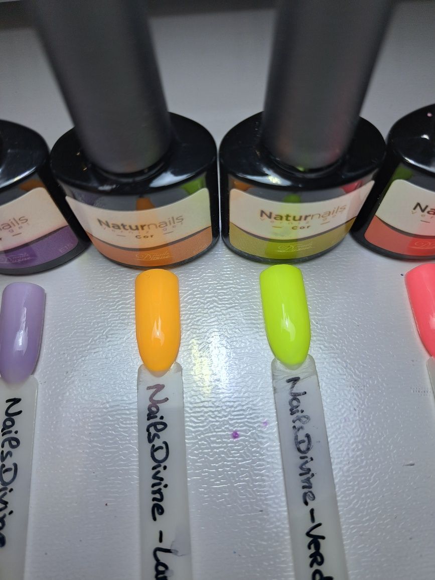 Vernizes da marca NailsDivine