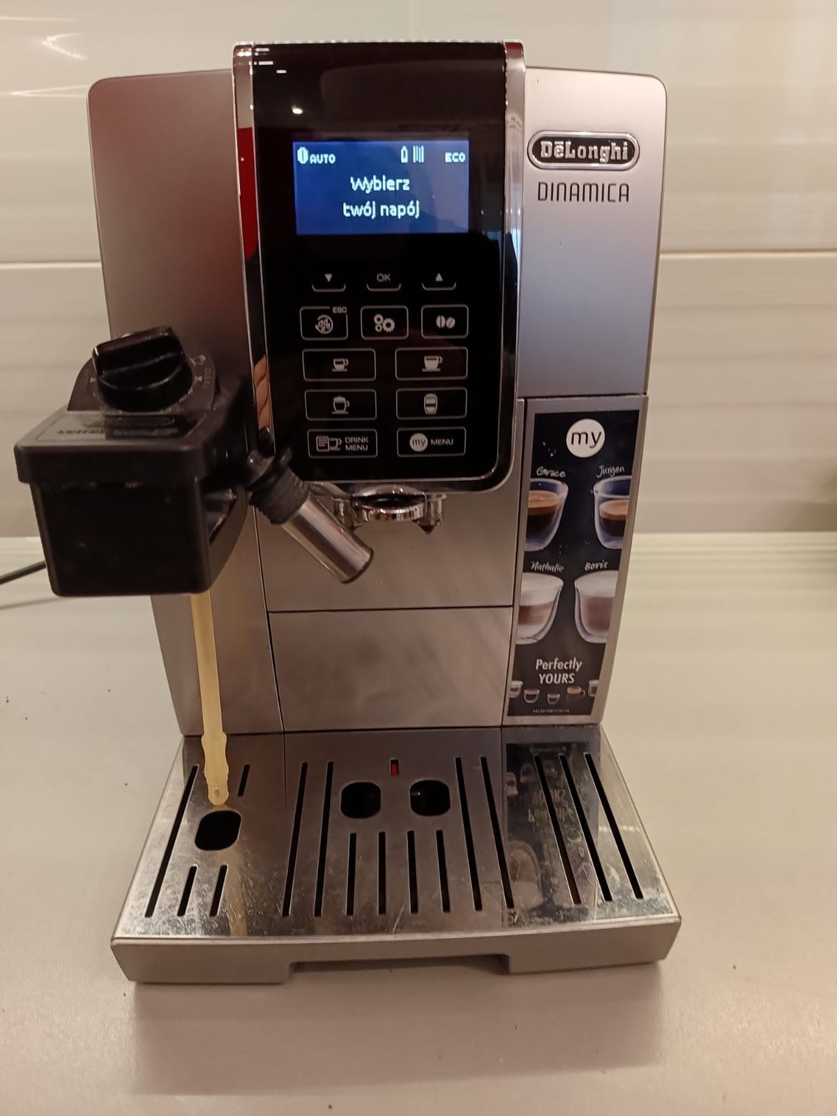 Ekspres do kawy DeLonghi Dinamica