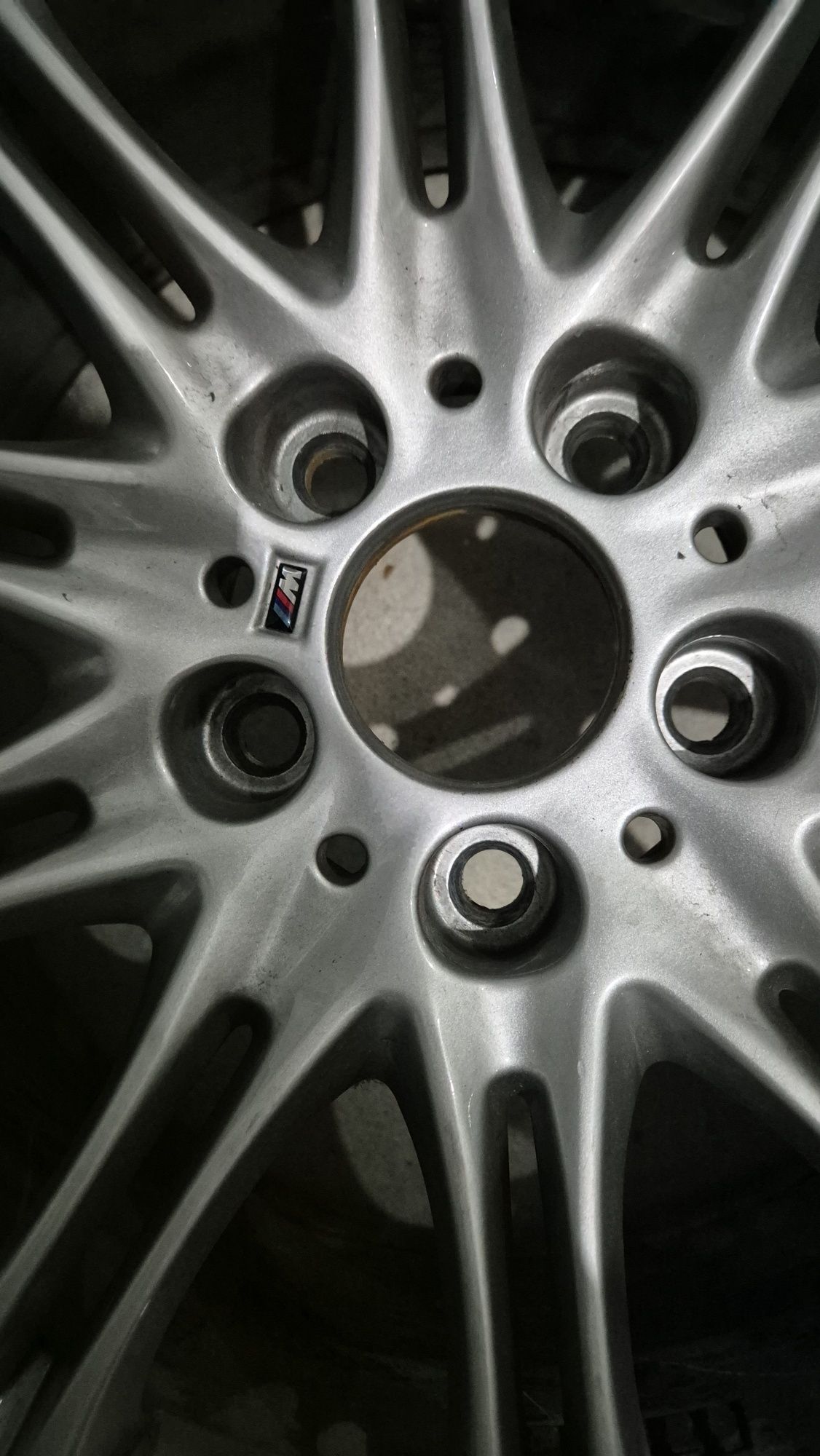 Jante 18 BMW pack M com pneu