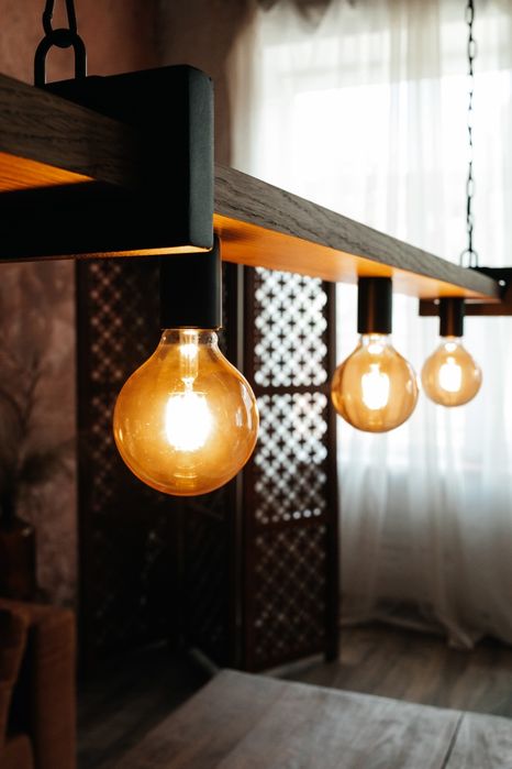 Світильник лофт з дерева(дуб), люстра, навісний світильник