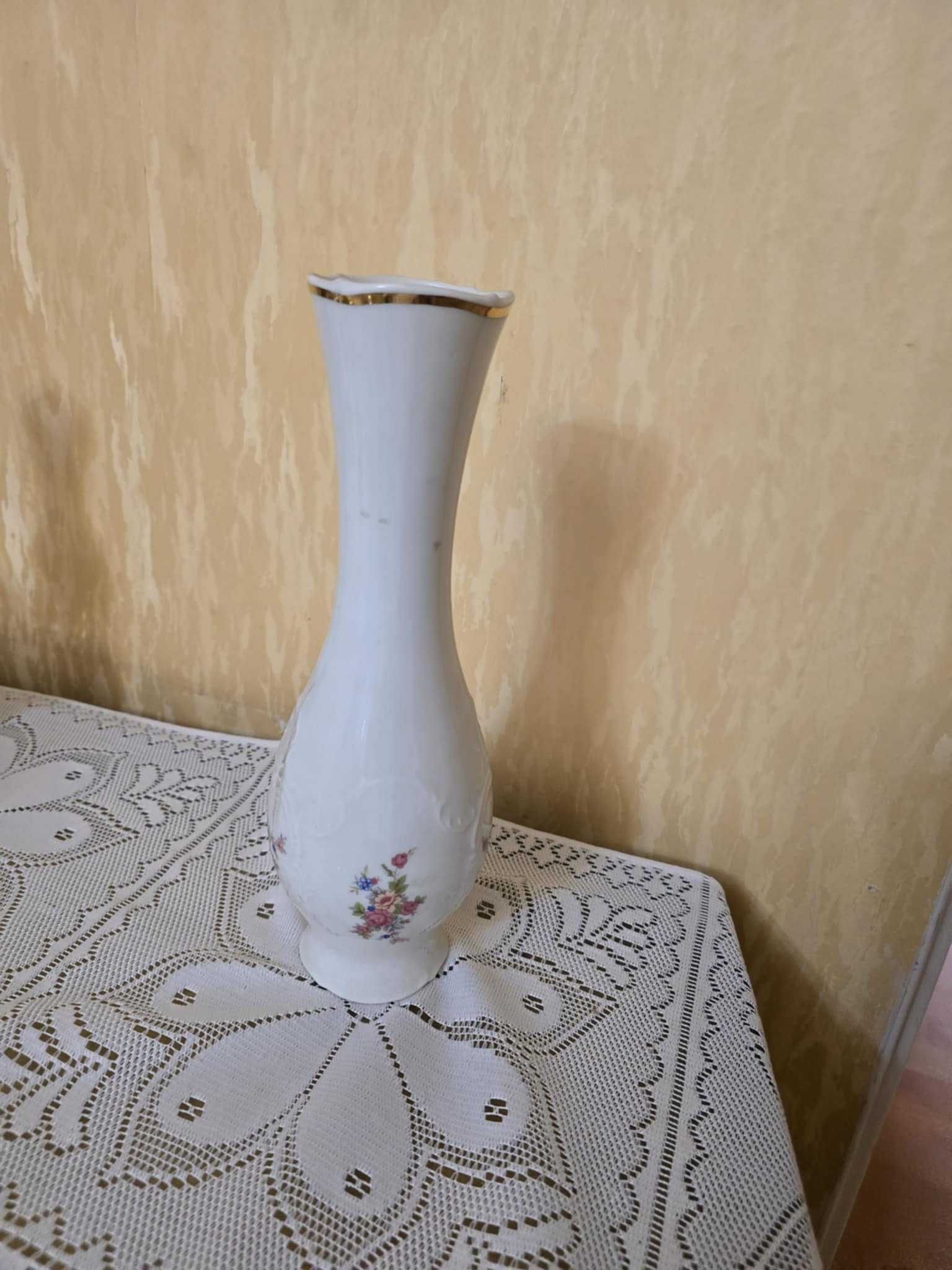 Porcelanowy wazon Bogucice