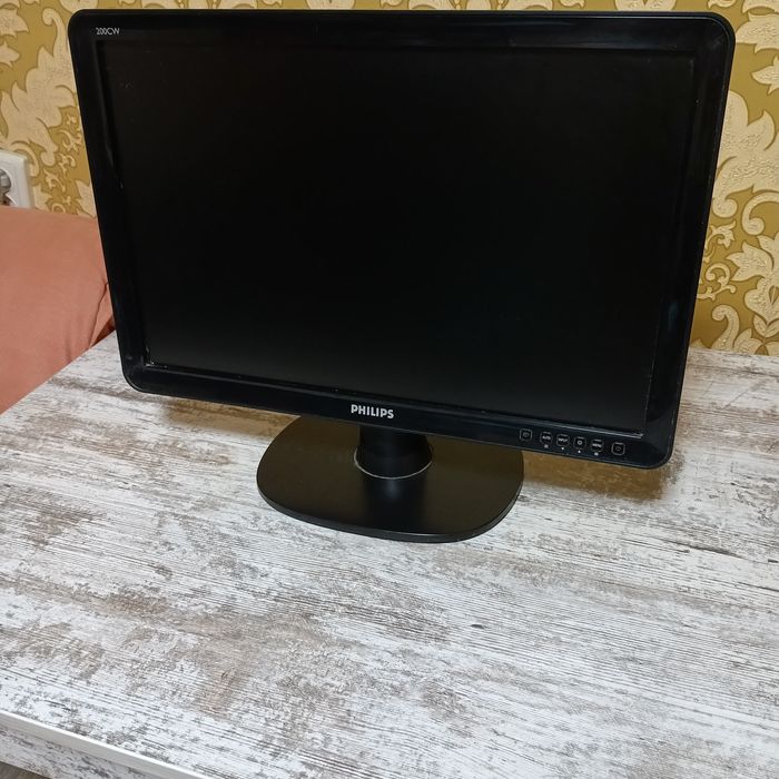 Продам монітор Philips моделі HWC8200T, також як відомий як Philips 20