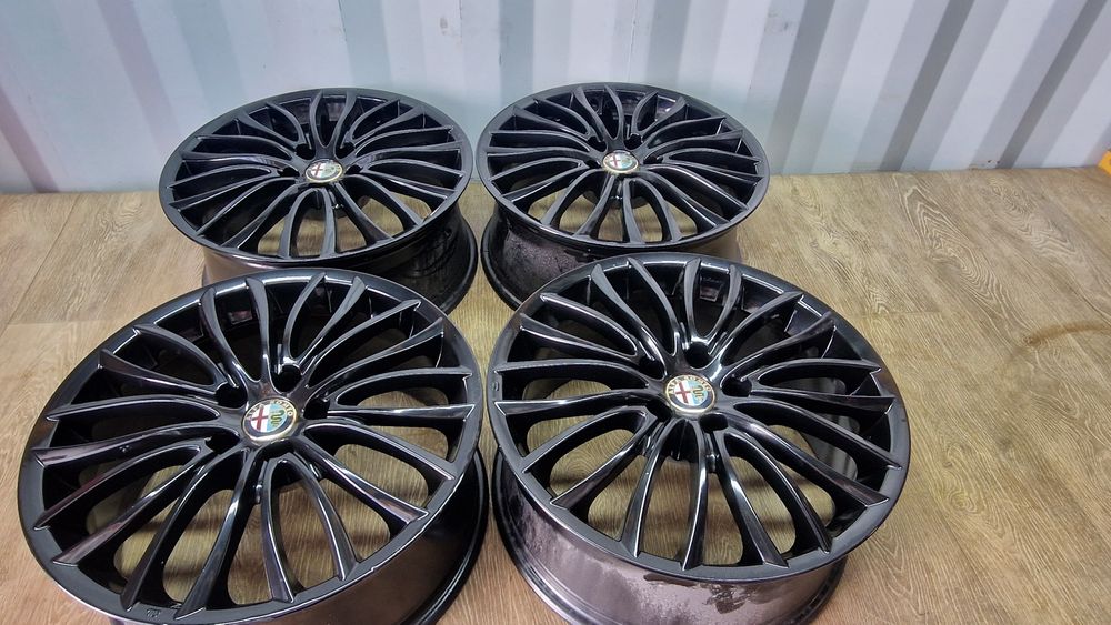 Felgi 18 alfa romego 159 gulietta 5x110 7.5j et41 os 65.1