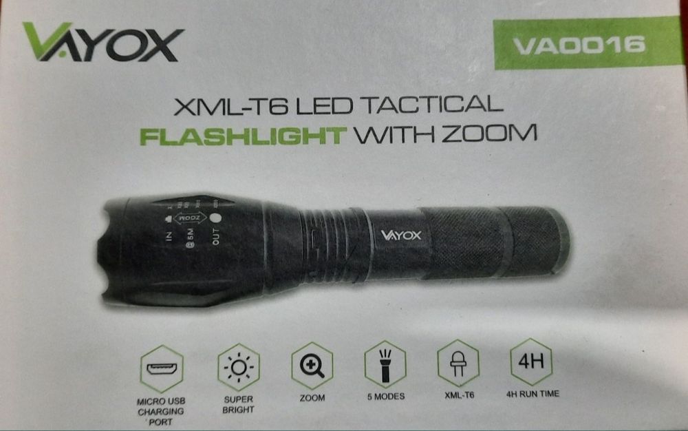 Latarka Flashlight taktyczna