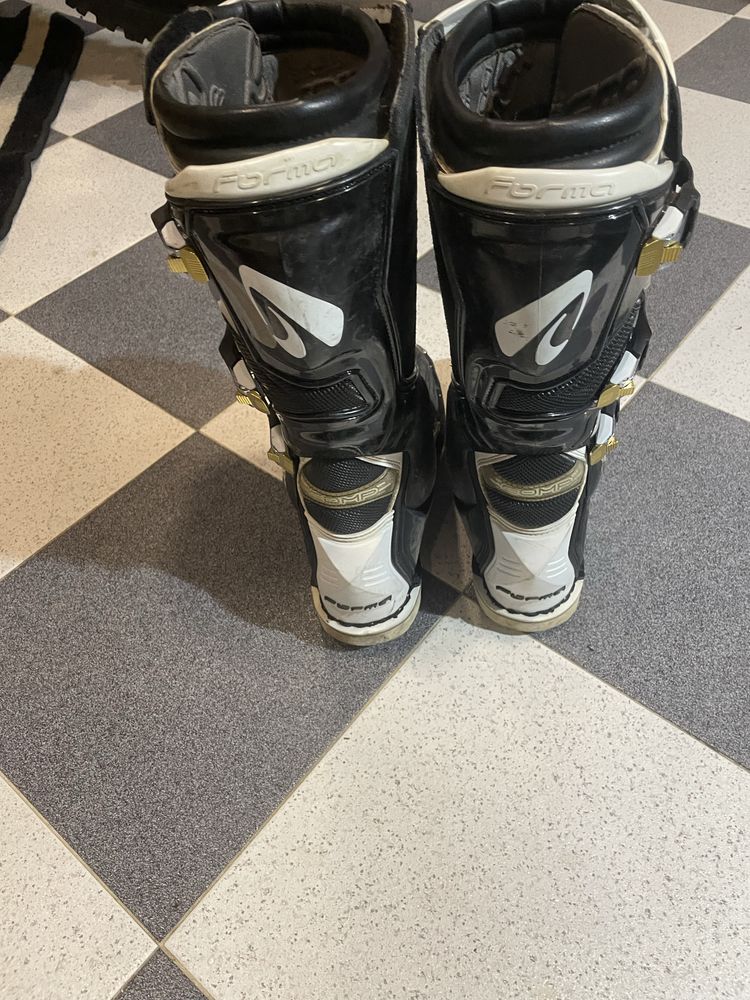 Botas de cross forma
