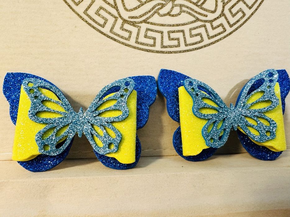 Заколки ручной работы в патриотическом цвете