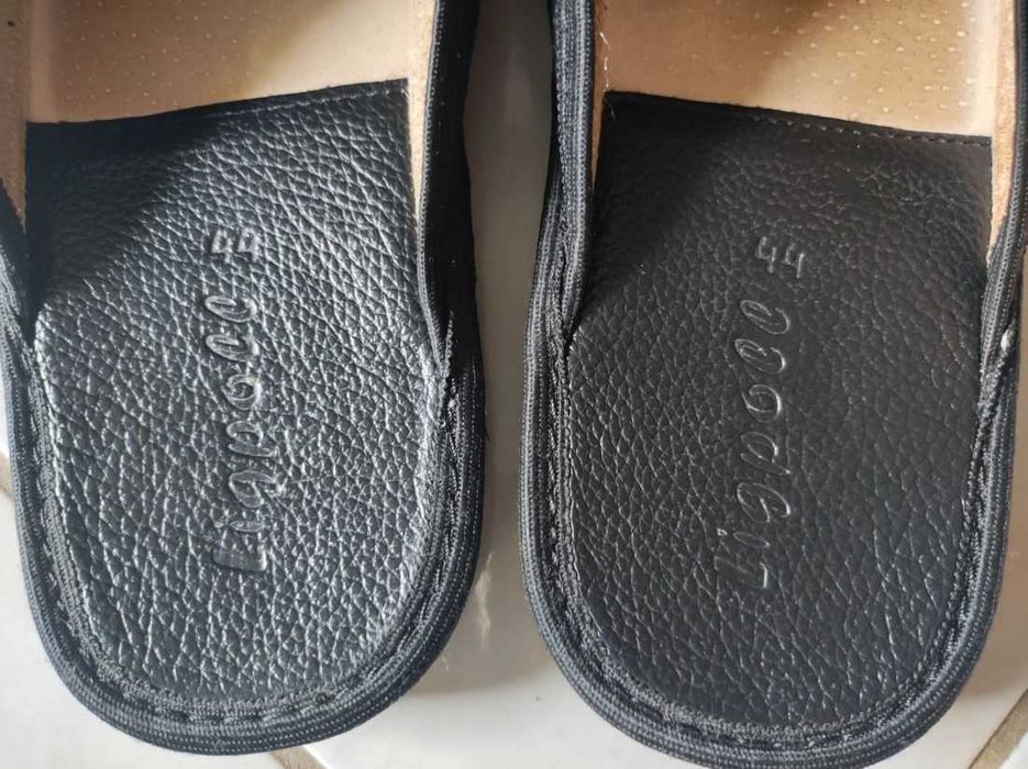 kapcie klapki skórzane góralskie laczki skórkowe ze skóry pantofle