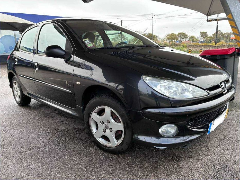 Peugeot 206 (Março 2005)